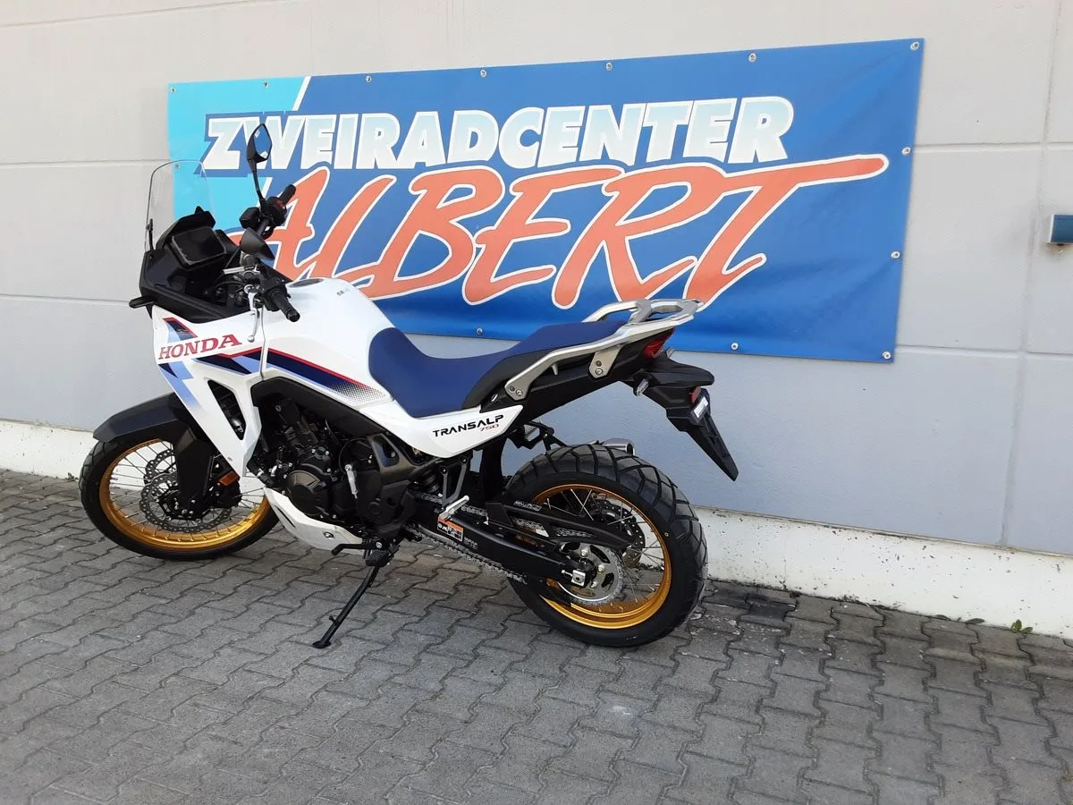 Honda XL750 Transalp E-Clutch