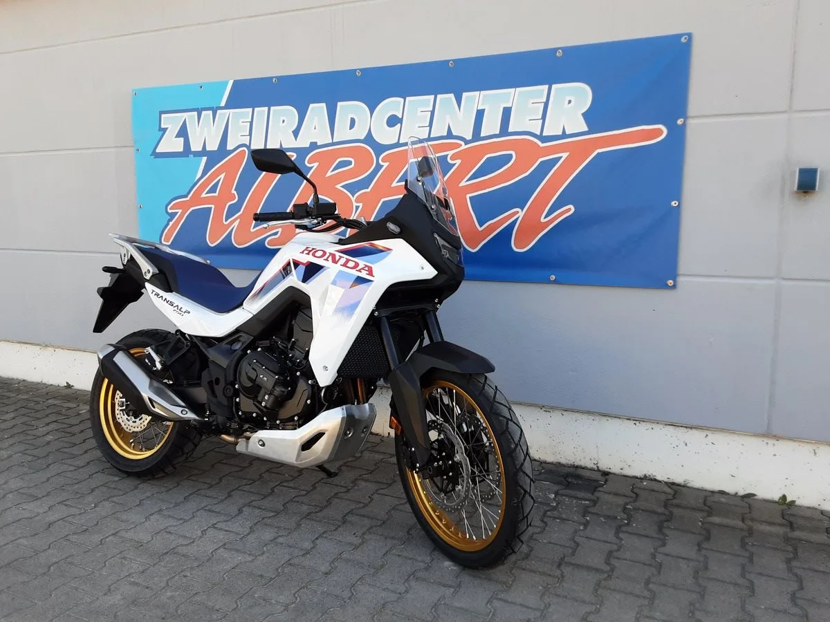 Honda XL750 Transalp E-Clutch