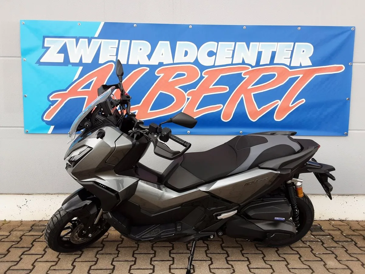 Honda ADV350