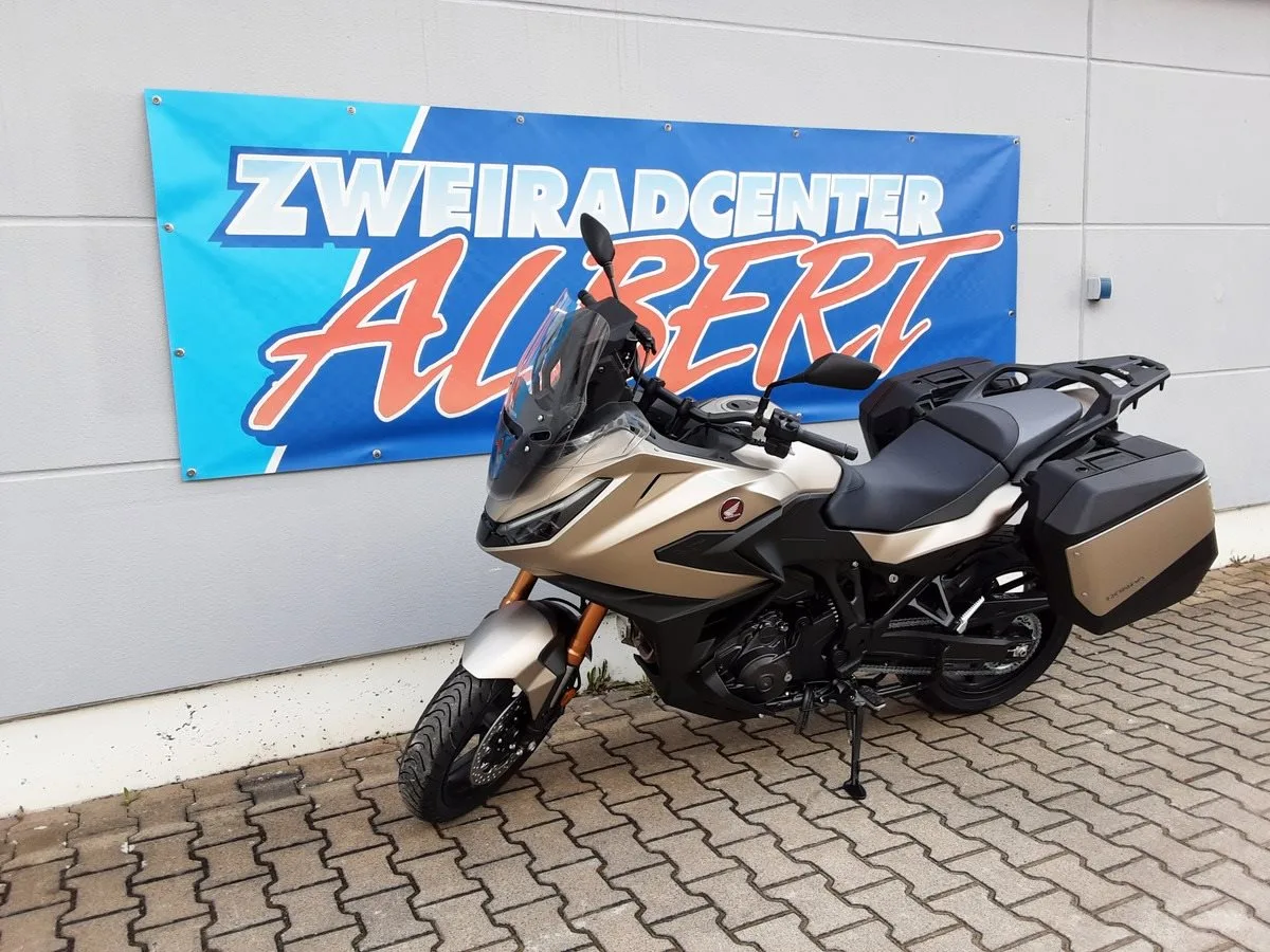 Honda NT1100 DCT Electronic Suspension