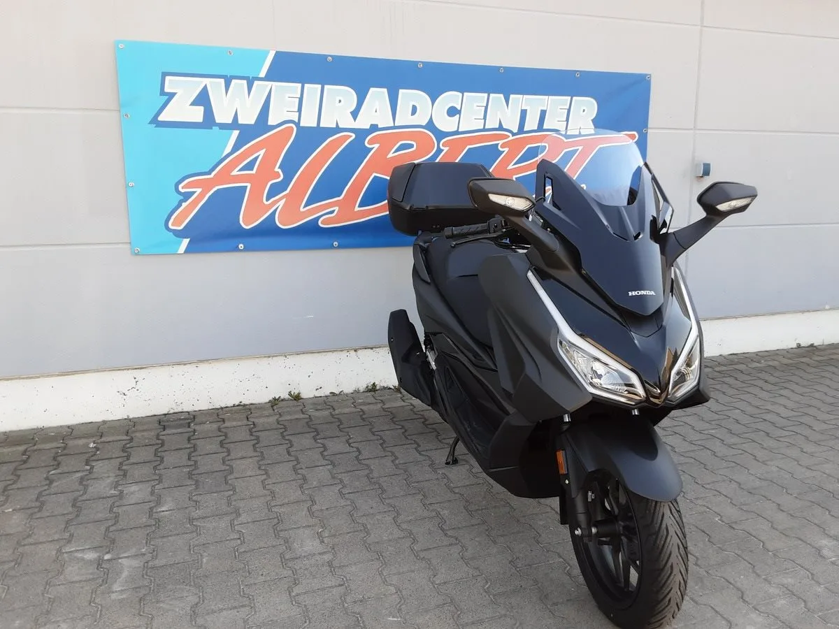 Honda Forza 125