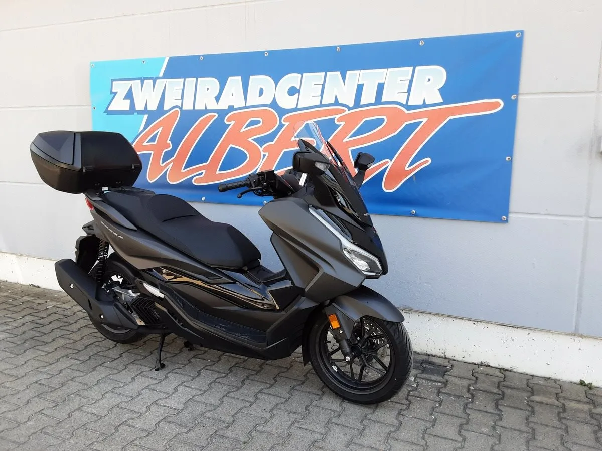 Honda Forza 125