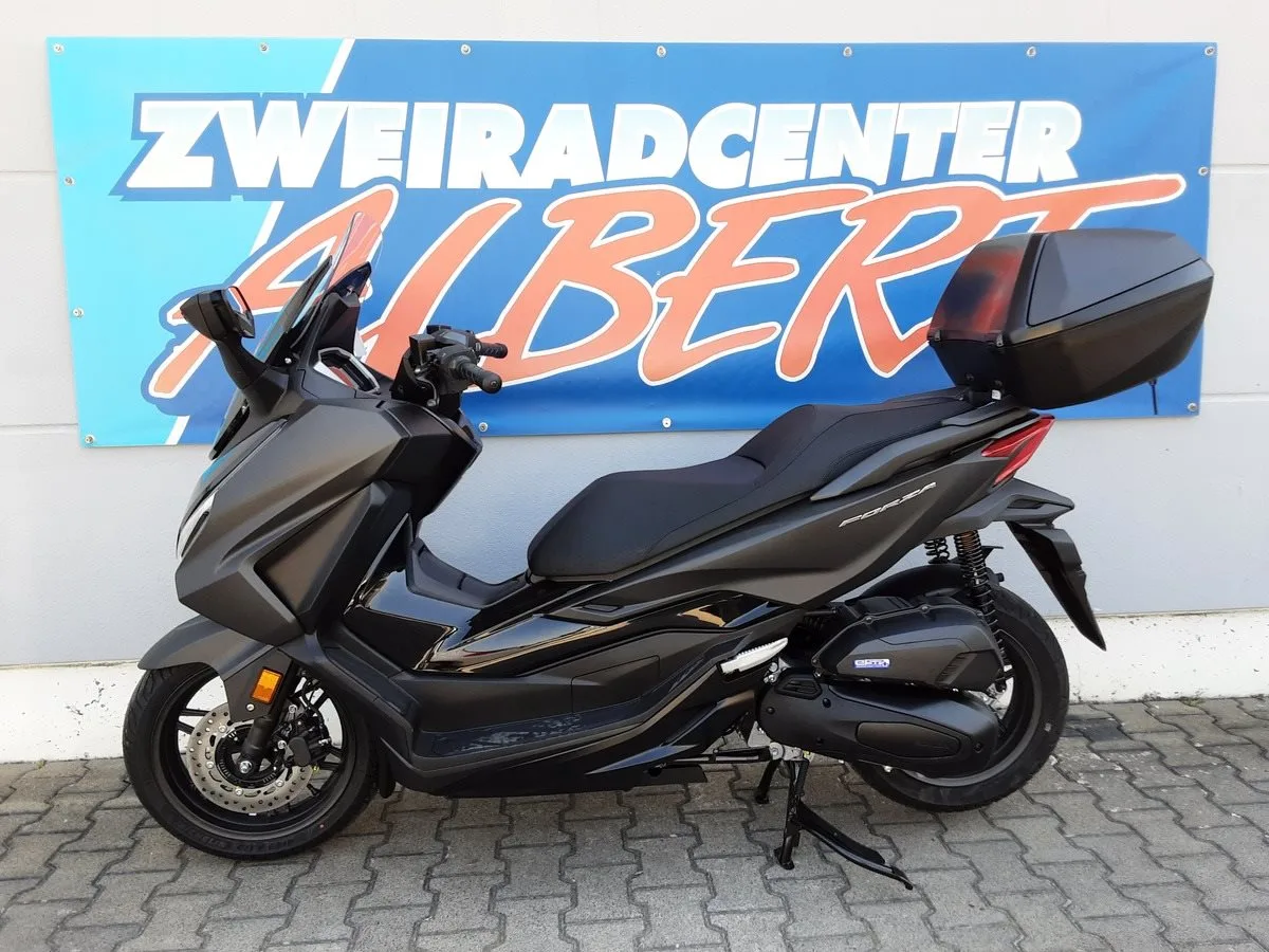 Honda Forza 125