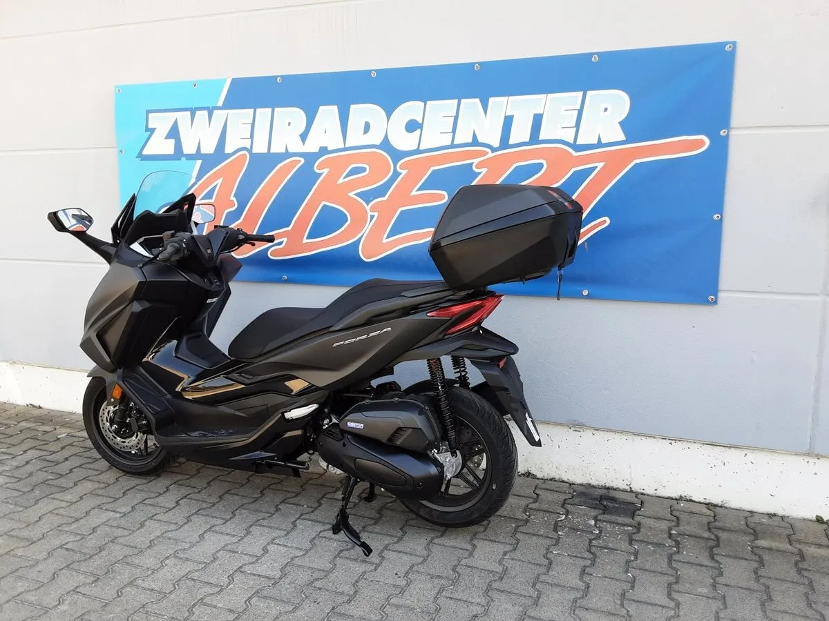 Honda Forza 125