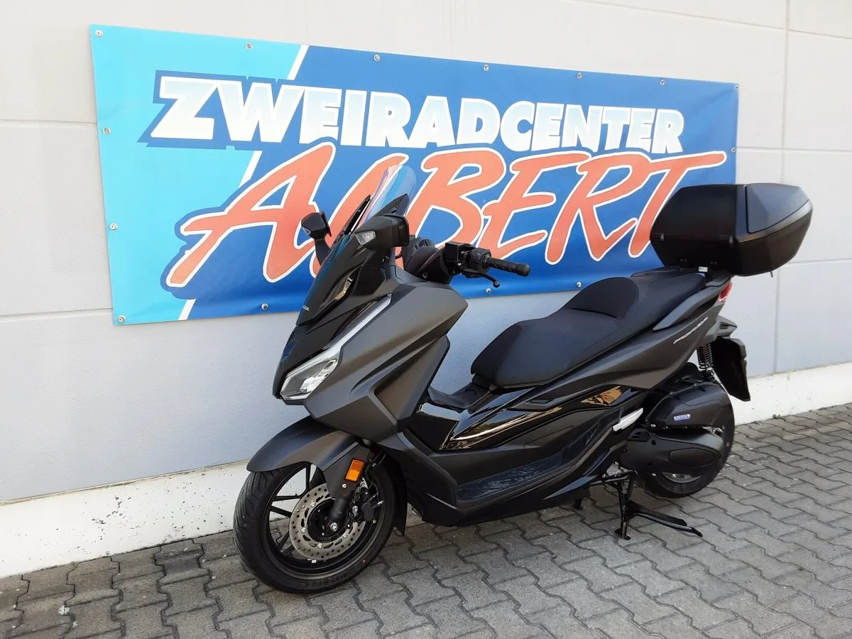 Honda Forza 125