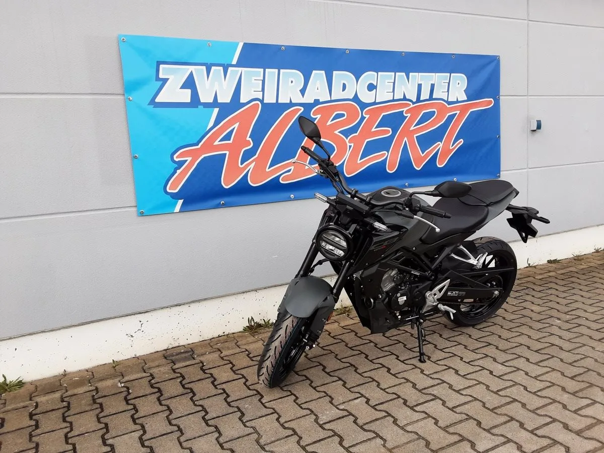 Honda CB125R