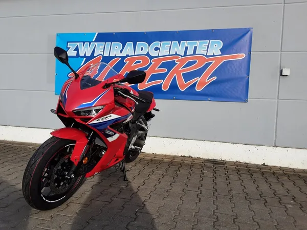 Honda CBR650R