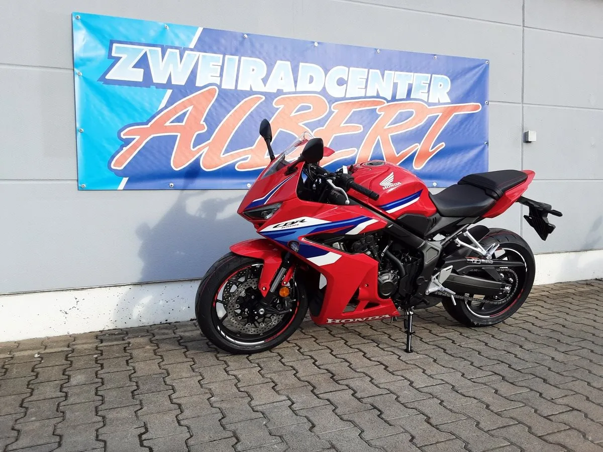 Honda CBR650R