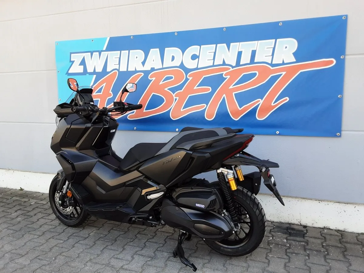 Honda ADV350