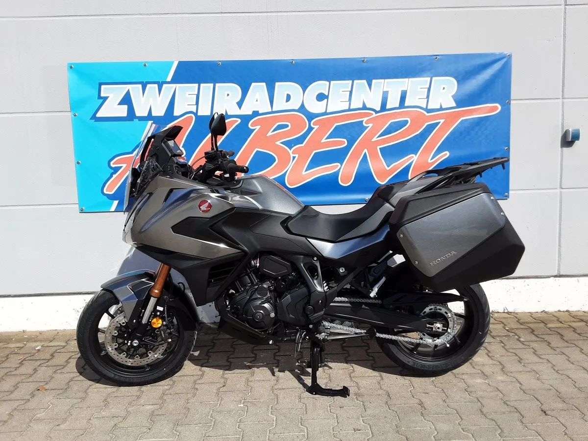 Honda NT1100 DCT Electronic Suspension