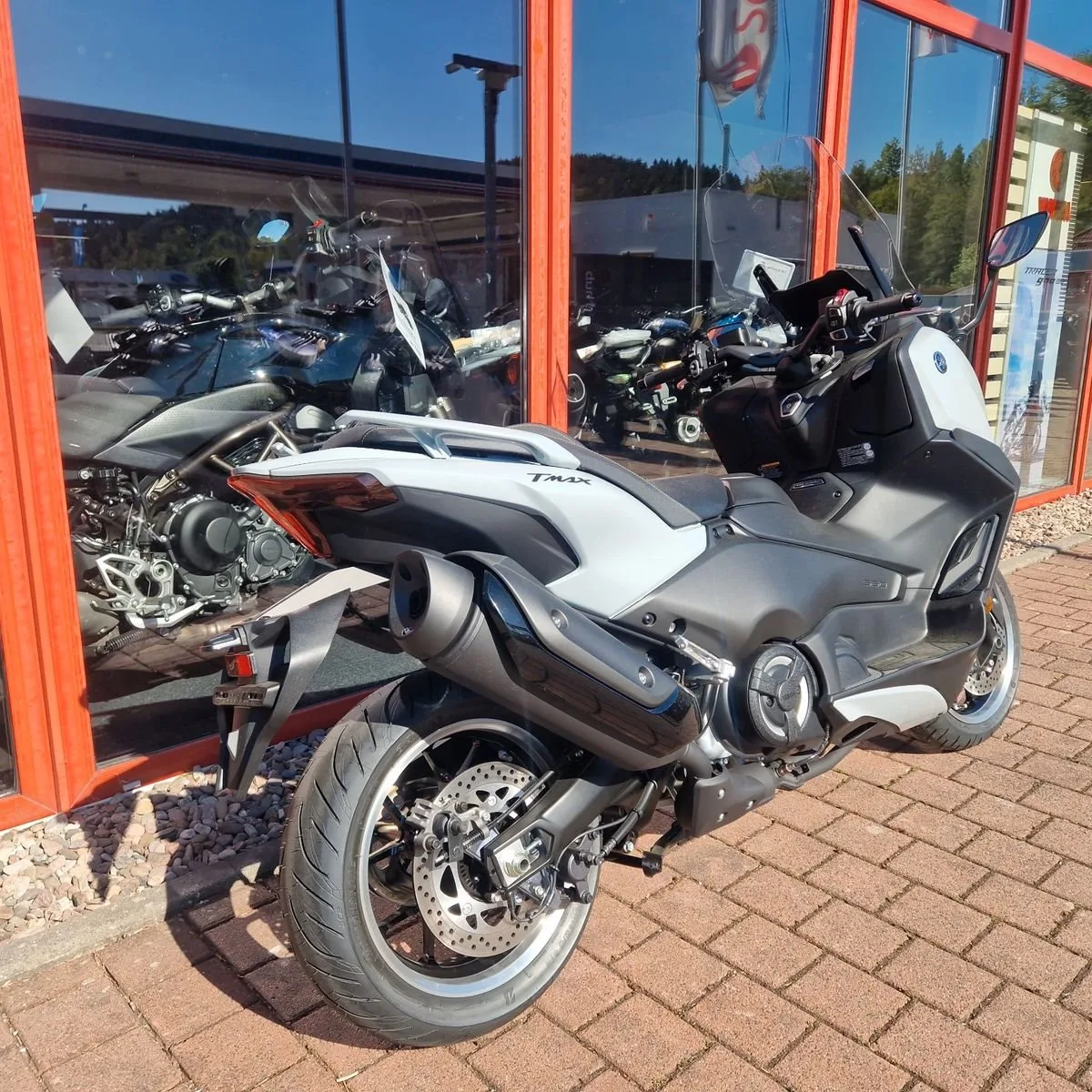 Yamaha TMAX Tech MAX