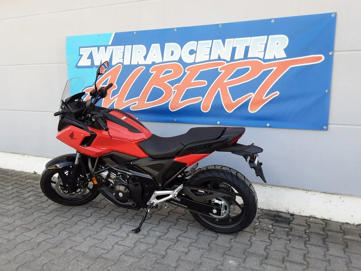 Honda NC750X DCT