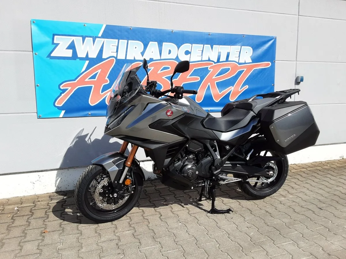 Honda NT1100 DCT Electronic Suspension