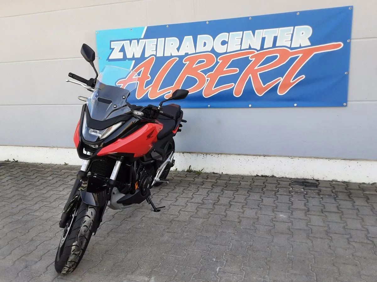 Honda NC750X DCT