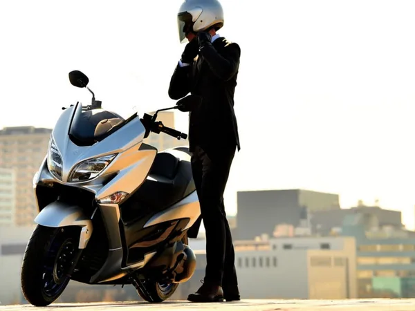 Vespa GTS 125