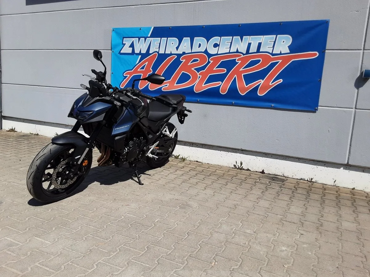 Honda CB750 Hornet €5+