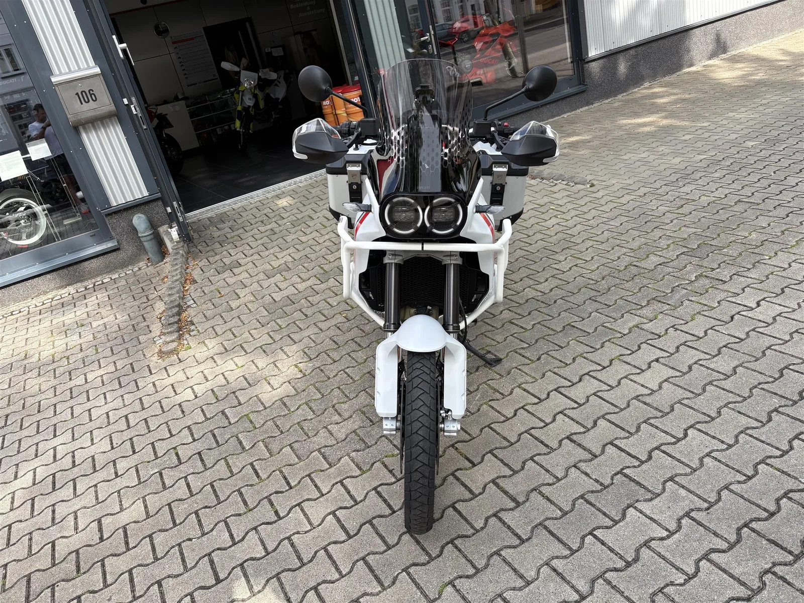 Ducati DesertX 1.Hand, Service, HU neu !