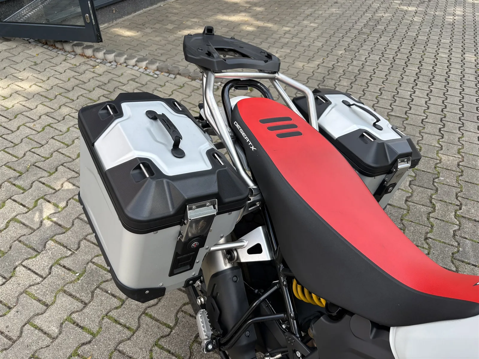 Ducati DesertX 1.Hand, Service, HU neu !