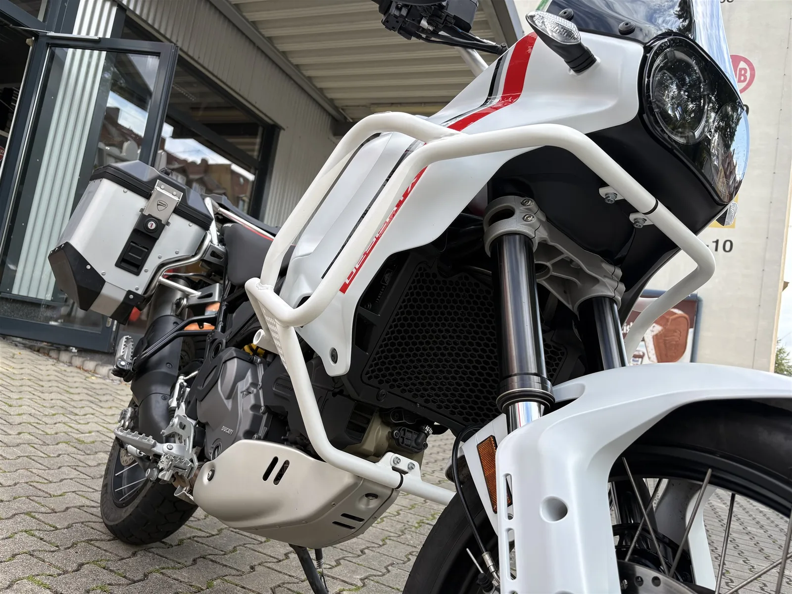 Ducati DesertX 1.Hand, Service, HU neu !