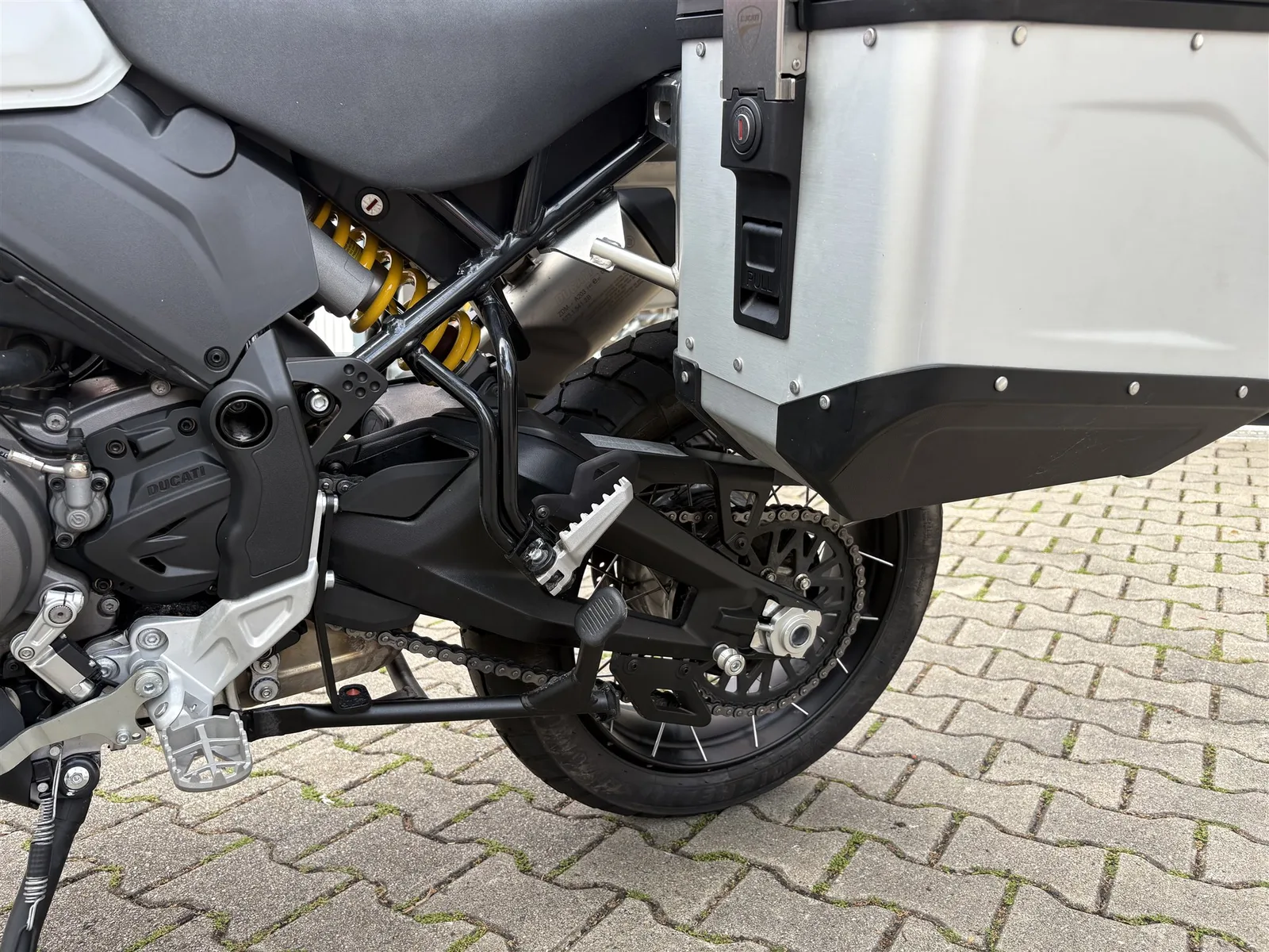 Ducati DesertX 1.Hand, Service, HU neu !