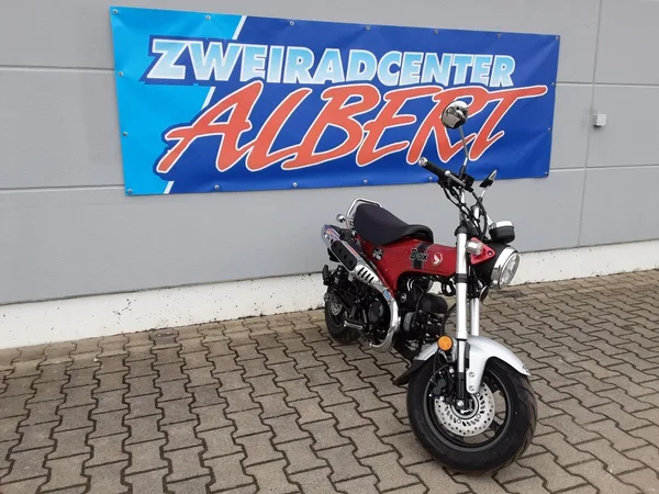 Honda Dax ST 125