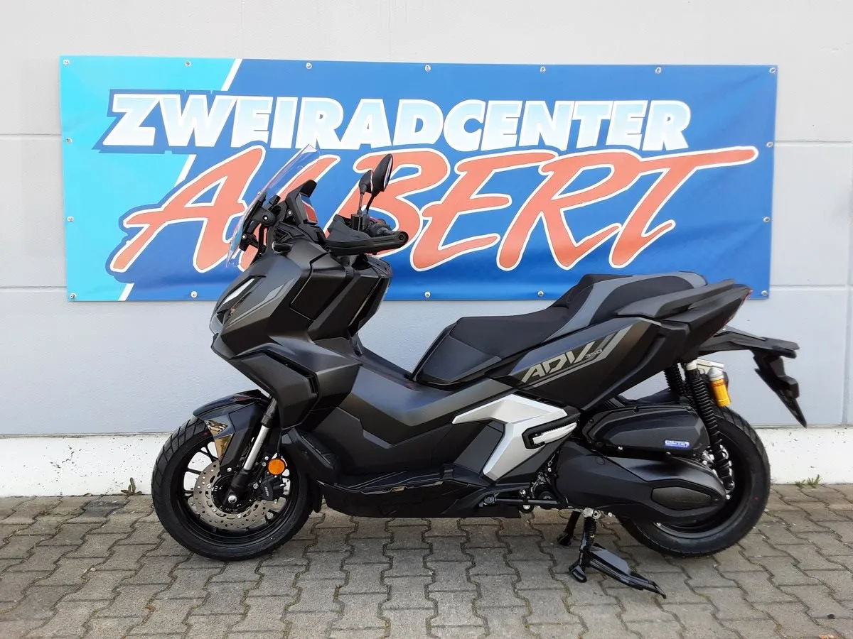 Honda ADV350 Special Edition