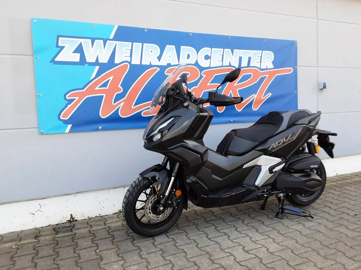 Honda ADV350 Special Edition
