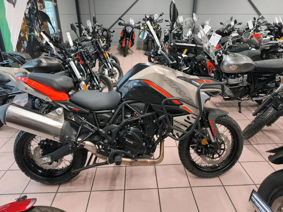 Benelli TRK 702 X
