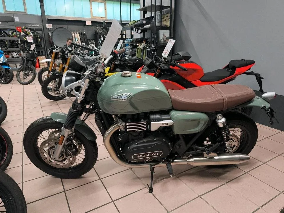 Brixton Cromwell 1200