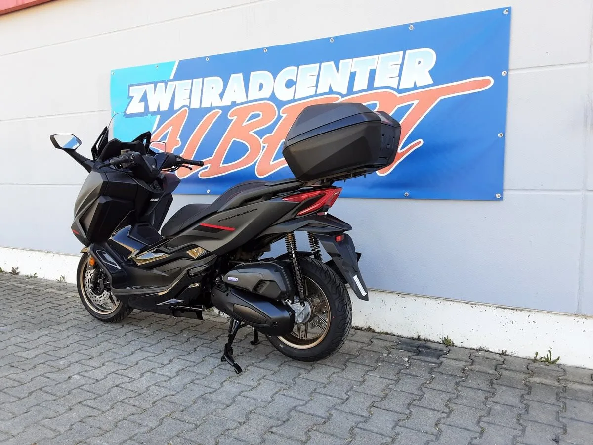 Honda Forza 125 Special Edition