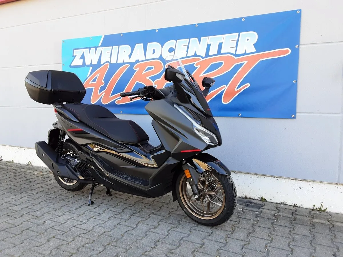 Honda Forza 125 Special Edition