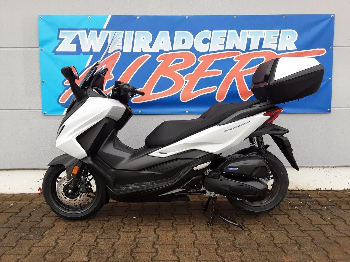 Honda Forza 125