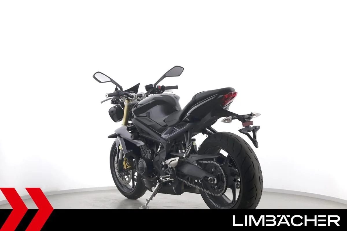 Triumph Street Triple
