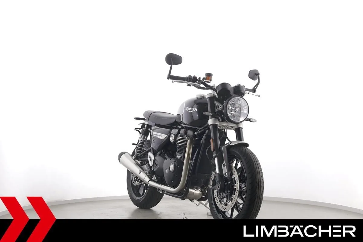 Triumph Speed Twin 1200