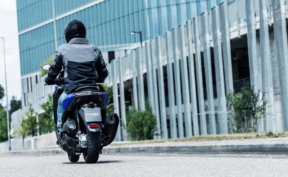 Yamaha NMAX 125, MY 2026 - Crystal Graphite