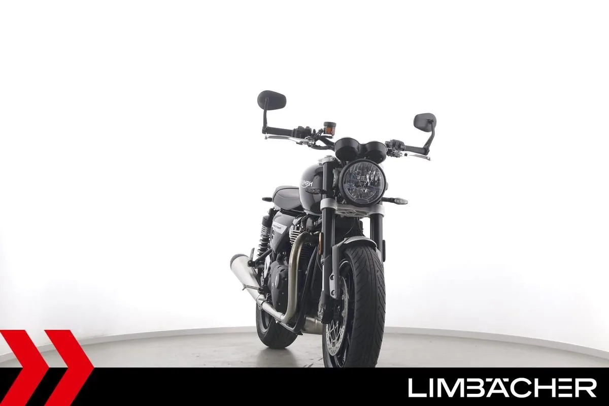 Triumph Speed Twin 1200