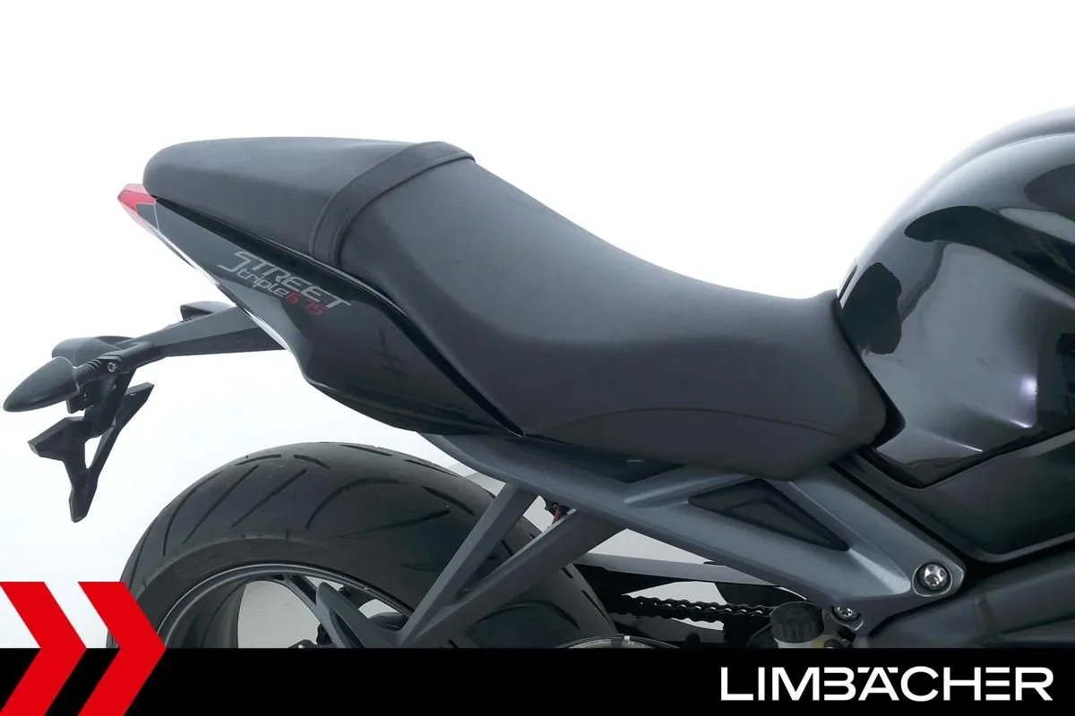 Triumph Street Triple