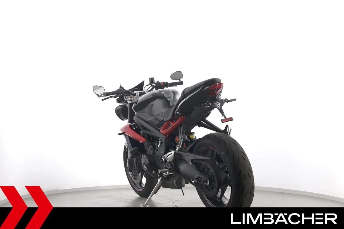 Triumph Street Triple 675 R