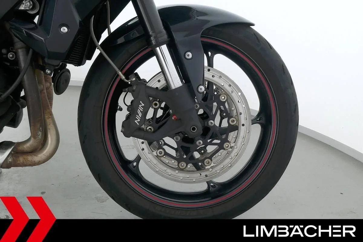 Triumph Street Triple 675 R