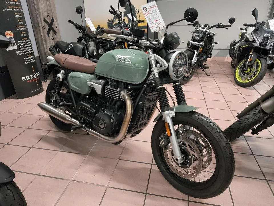 Brixton Cromwell 1200
