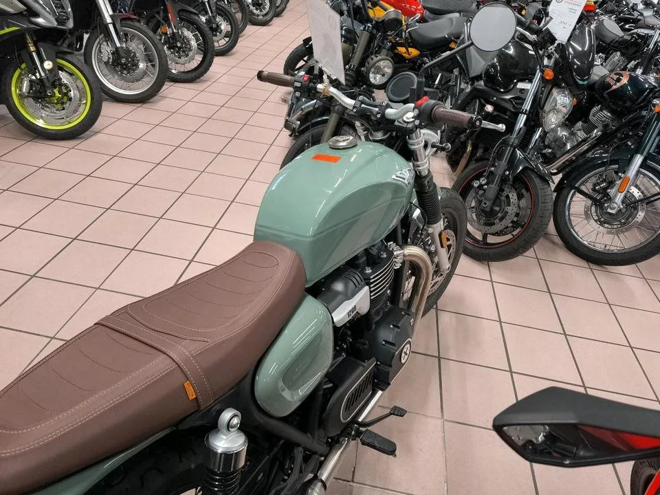 Brixton Cromwell 1200