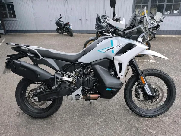 CFMOTO 1000MT-X