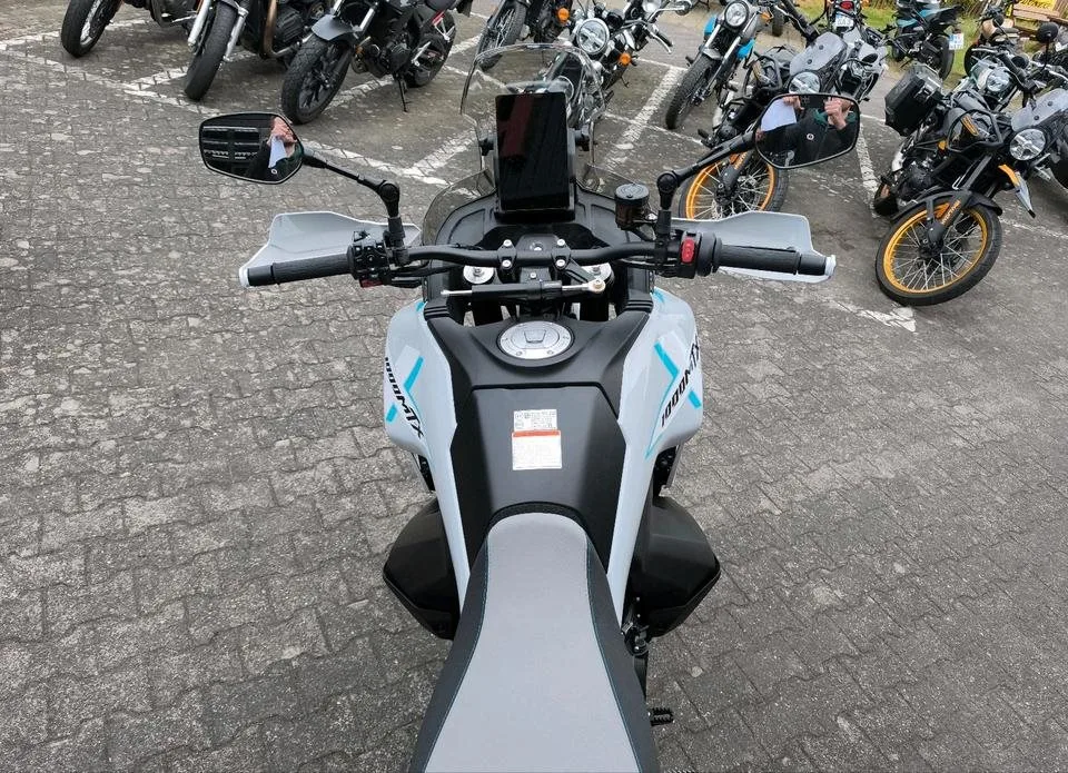 CFMOTO 1000MT-X