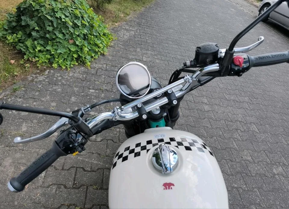 Royal Enfield Bear 650