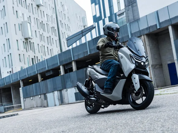 Yamaha NMAX 125 Tech MAX, MY 2026 - Crystal Graphite