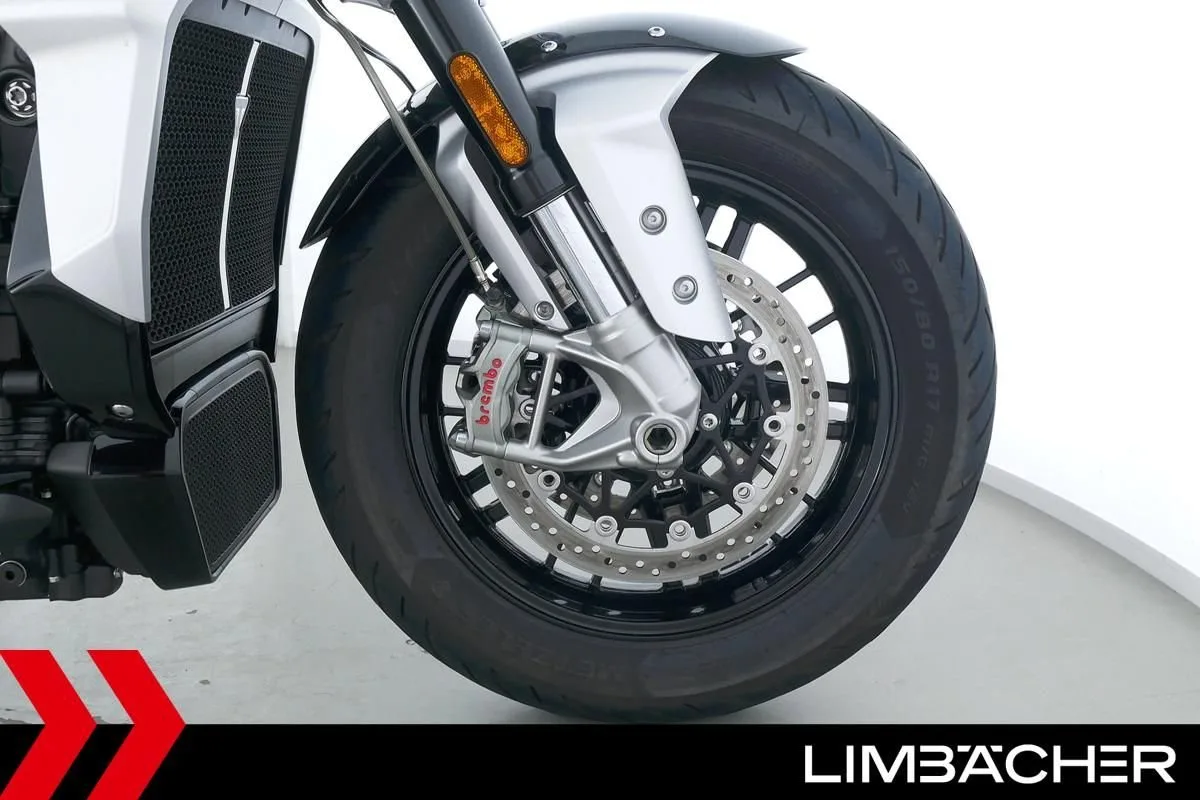 Triumph Rocket 3 R
