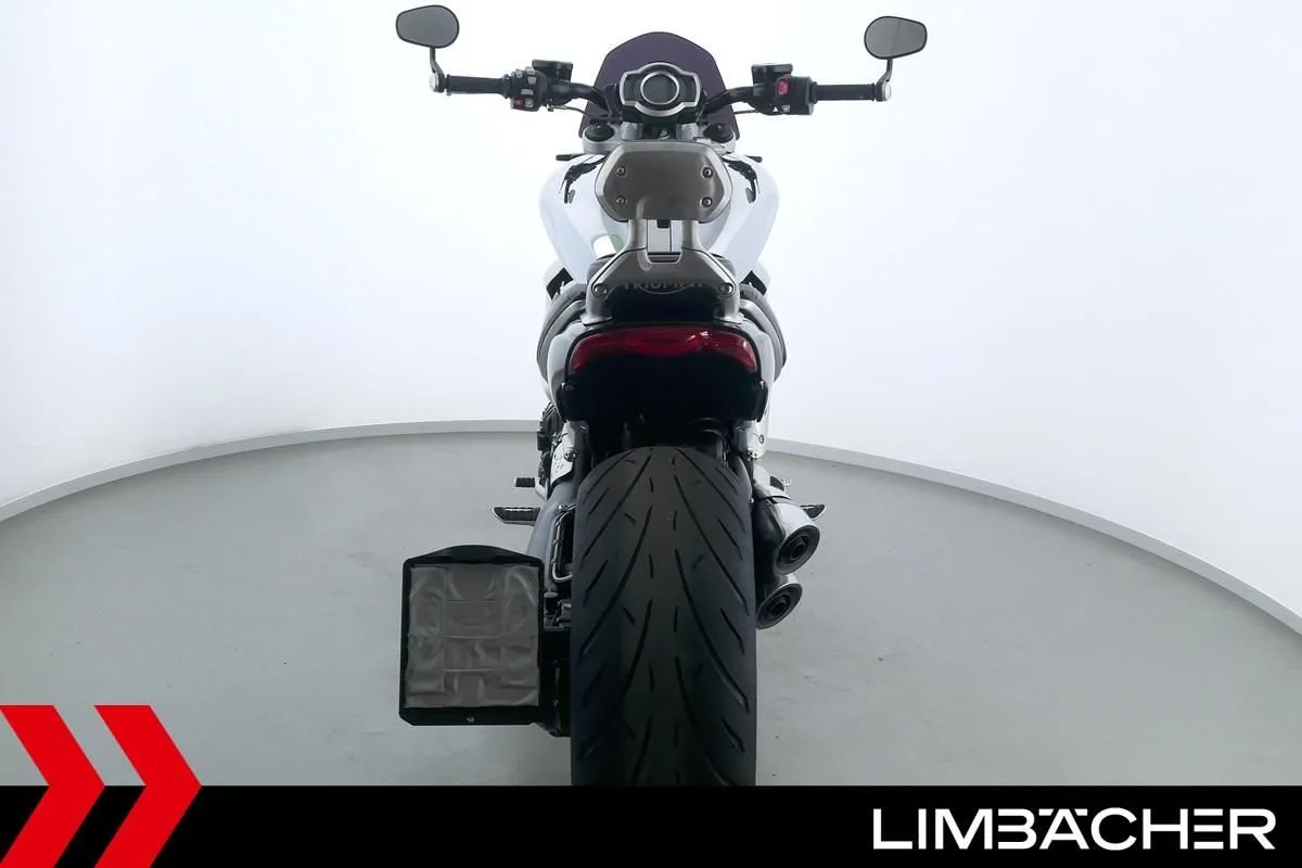 Triumph Rocket 3 R