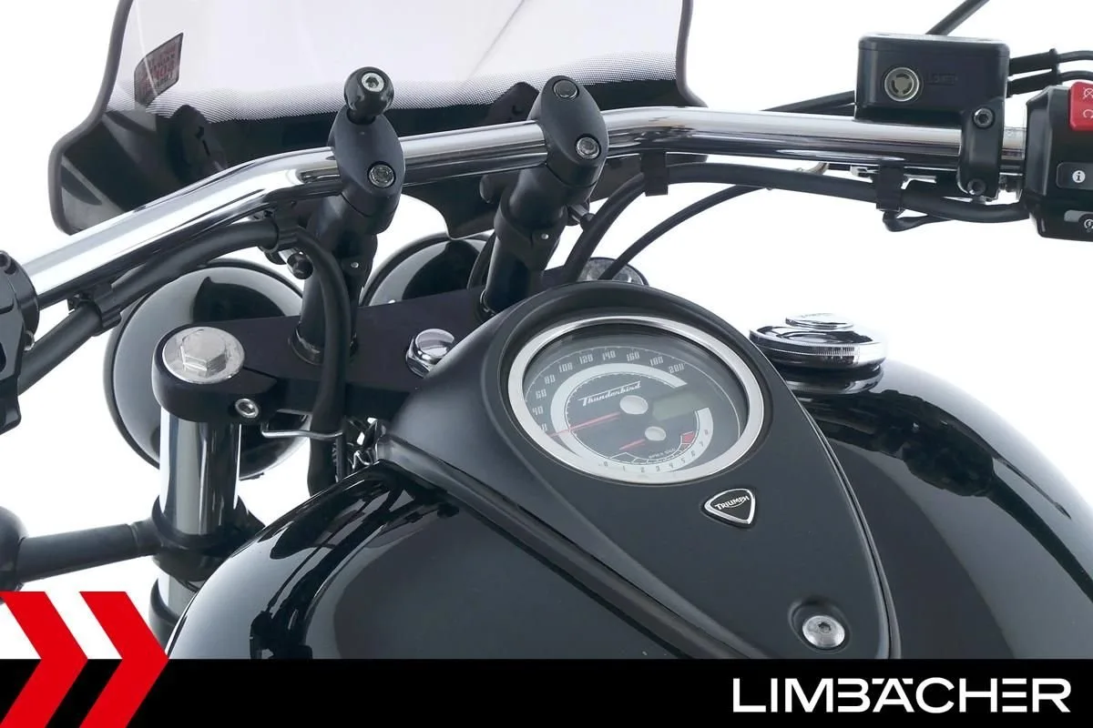 Triumph Thunderbird Storm