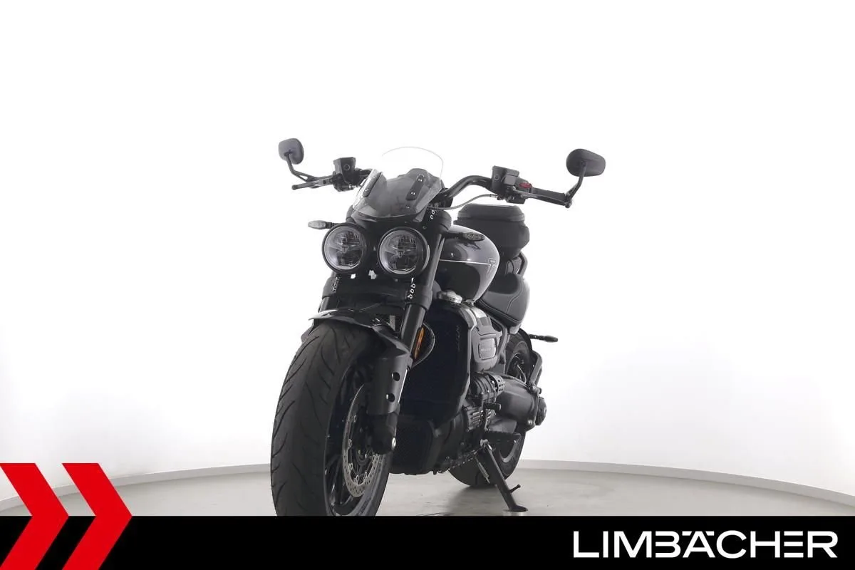 Triumph Rocket 3 Storm GT