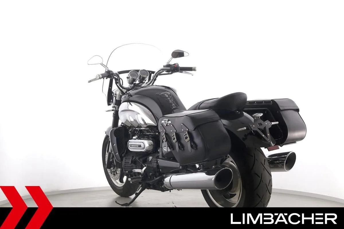 Triumph Rocket III Roadster